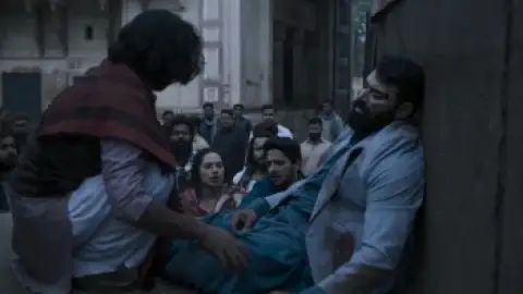 Still 1 of Raktanchal (Season 3) WEB-DL [Hindi DD5.1] 4K 1080p 720p & 480p [x264/10Bit-HEVC] HD | ALL Episodes [PrimeVideo Series]