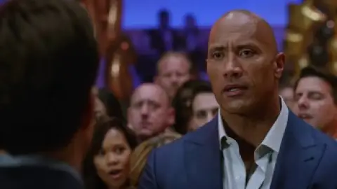 Still 5 of Central Intelligence (2016) UNRATED BluRay [Hindi (DD5.1) & English] 1080p 720p & 480p Dual Audio [x264/10Bit-HEVC]