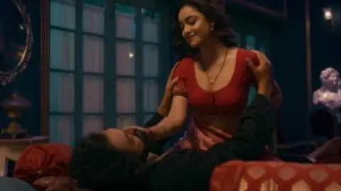 Still 3 of Aashram (Season 2) WEB-DL [Hindi DD2.0] 1080p 720p & 480p [x264/10Bit-HEVC] HD | ALL Episodes [MX Series]