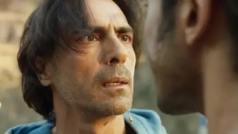 Still 7 of Crakk: Jeetega… Toh Jiyegaa (2024) WEB-DL [Hindi DD5.1] 4K 1080p 720p & 480p [x264/HEVC]