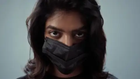 Still 7 of Maargan (2025) UNCUT DS4K WEB-DL [Hindi (DD2.0) & Tamil] 4K 1080p 720p & 480p Dual Audio [x264/10Bit-HEVC]