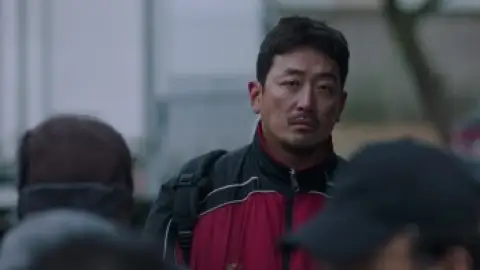 Still 1 of Nocturnal (2025) WEB-DL [Hindi (2.0) & Korean] 1080p 720p & 480p Dual Audio [x264/10Bit-HEVC]