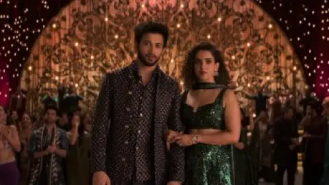 Still 3 of Sunny Sanskari Ki Tulsi Kumari (2025) WEB-DL [Hindi DD5.1] 4K 1080p 720p & 480p [x264/HEVC]