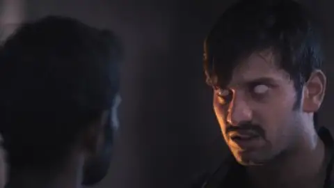 Still 7 of Demonte Colony (2015) UNCUT WEB-DL [Hindi (ORG 2.0) & Tamil] 1080p 720p & 480p Dual Audio [x264/HEVC]