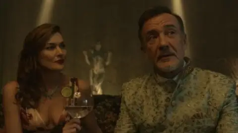 Still 5 of Berlin and the Lady with an Ermine (Season 1) WEB-DL [Hindi (DD5.1) & English] 4K 1080p 720p & 480p [x264/10Bit-HEVC] | [ALL Episodes] | NF Series