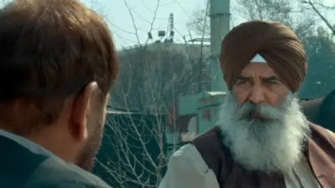 Still 6 of Cheta Singh (2023) WEB-DL [Hindi AAC2.0] 1080p 720p & 480p [x264/10Bit-HEVC]