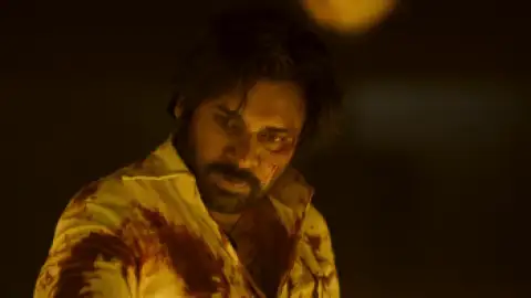 Still 5 of They Call Him OG (2025) DS4K WEB-DL [Hindi (DD5.1) & Telugu] 4K 1080p 720p & 480p [x264/10Bit-HEVC]