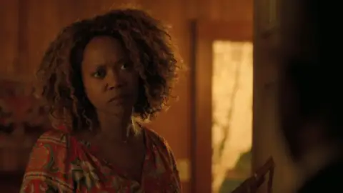 Still 6 of American Fiction (2023) WEB-DL [Hindi (ORG 5.1) + English] 1080p 720p & 480p Dual Audio [x264/10Bit-HEVC]