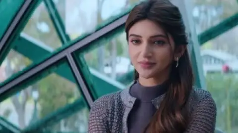 Still 2 of Robinhood (2025) UNCUT DS4K WEB-DL [Hindi (DD2.0) & Telugu] 4K 1080p 720p & 480p Dual Audio [x264/10Bit-HEVC]