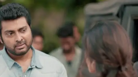 Still 8 of Adrishyam (2022) WEB-DL [Hindi (DD 2.0) & Malayalam] 1080p 720p & 480p Dual Audio [x264/HEVC]