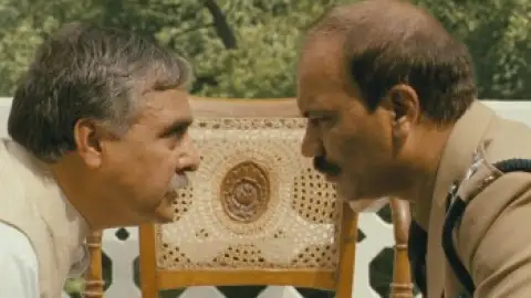 Still 4 of Special 26 (2013) BluRay [Hindi DD5.1] 1080p 720p & 480p [x264/HEVC]