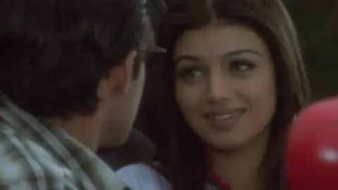 Still 2 of Taarzan: The Wonder Car (2004) WEB-DL [Hindi DD5.1] 1080p 720p & 480p [x264/Esub]