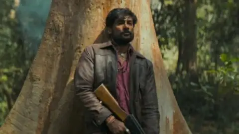 Still 7 of Ghamasaan (2026) DS4K WEB-DL [Hindi DD5.1] 4K 1080p 720p & 480p [x264/HEVC]