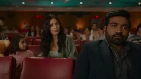 Still 1 of Merry Christmas (2024) WEB-DL [Hindi DD5.1] 1080p 720p & 480p [x264/HEVC]