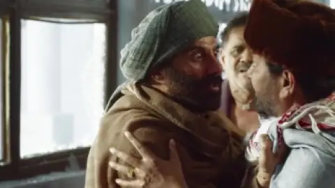 Still 5 of Gadar 2 (2023) WEB-DL [Hindi 5.1] 1080p 720p & 480p [x264/HEVC]