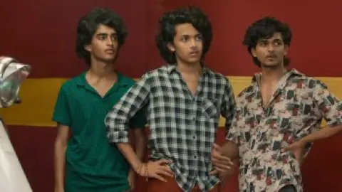 Still 3 of Tuk Tuk (2025) WEB-DL [Hindi (DD2.0) & Telugu] 1080p 720p & 480p Dual Audio [x264/HEVC]