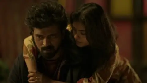 Still 2 of Mark (2025) DS4K WEB-DL [Hindi (DD5.1) & Kannada] 4K 1080p 720p & 480p Dual Audio [x264/10Bit-HEVC]