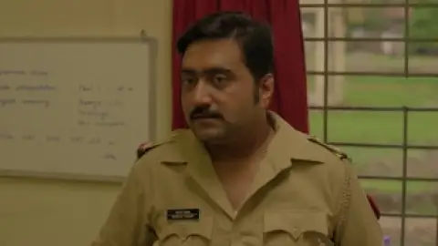 Still 5 of Panchayat (Season 1) WEB-DL [Hindi DD5.1] 4K 1080p 720p & 480p [x264/HEVC] HD | ALL Episodes [PrimeVideo Series]