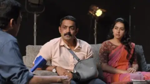 Still 8 of Rekhachithram (2025) DS4K WEB-DL [Hindi (ORG 5.1) & Malayalam] 4K 1080p 720p & 480p Dual Audio [x264/10Bit-HEVC]