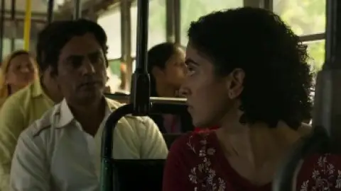 Still 2 of Photograph (2019) WEB-DL [Hindi DD5.1] 4K 1080p 720p & 480p [x264/HEVC]