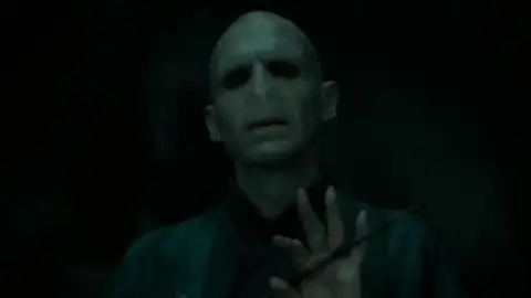 Still 5 of Harry Potter and the Deathly Hallows: Part 2 (2011) BluRay [Hindi (ORG 5.1) & English] 1080p 720p & 480p [x264/10Bit-HEVC]