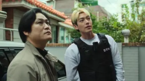 Still 2 of Officer Black Belt (2024) WEB-DL [Hindi (ORG 5.1) & English] 1080p 720p & 480p Dual Audio [x264/10Bit-HEVC]
