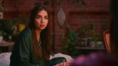 Still 7 of Single Papa (Season 1) WEB-DL [Hindi DD5.1] 4K 1080p 720p & 480p [x264/HEVC] HD | ALL Episodes [NF Series]
