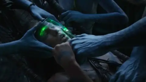 Still 2 of Avatar: Fire and Ash (2025) BluRay [Hindi (DD5.1) & English] 4K 1080p 720p & 480p Dual Audio [x264/10Bit-HEVC]