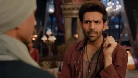 Still 1 of Bhool Bhulaiyaa 3 (2024) WEB-DL [Hindi DD5.1] 4K 1080p 720p & 480p [x264/10Bit-HEVC]