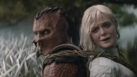 Still 5 of Predator: Badlands (2025) BluRay [Hindi (DD5.1) & English] 4K 1080p 720p & 480p Dual Audio [x264/10Bit-HEVC]