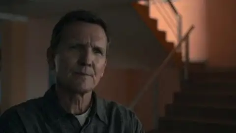 Still 5 of The Gringo Hunters (Season 1) WEB-DL [Hindi (DD5.1) & English] 1080p 720p & 480p x264