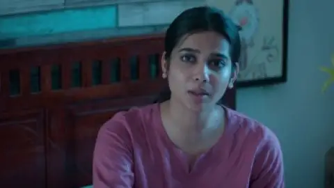 Still 5 of Chennai Love Story (2026) DS4K WEB-DL [Hindi (DD5.1) & Telugu] 4K 1080p 720p & 480p Dual Audio [x264/HEVC]