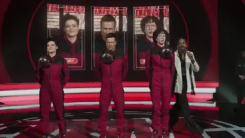 Still 3 of The Running Man (2025) WEB-DL [Hindi (DD5.1) & English] 4K 1080p 720p & 480p Dual Audio [x264/10Bit-HEVC]