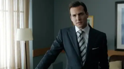 Still 5 of Suits (Season 3) BluRay [Hindi (ORG 2.0) & English] 1080p 720p & 480p [x264/HEVC] | [ALL Episodes]