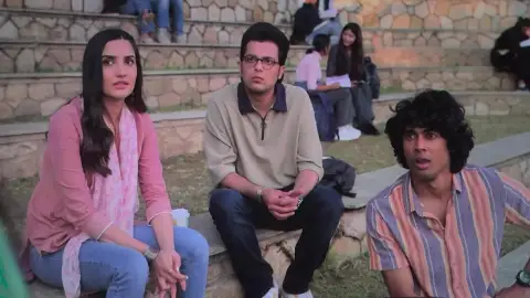 Still 6 of Mannu Kya? Karegga (2025) V2 HDTC [Hindi (LiNE)] 1080p 720p & 480p [x264/HEVC]
