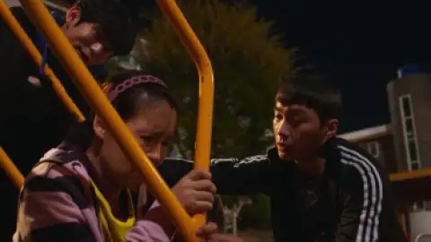 Still 7 of Dream (2023) WEB-DL [Hindi (ORG 5.1) + Korean] 1080p 720p & 480p Dual Audio [x264/ESubs]