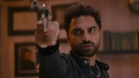 Still 7 of Das Ka Dhamki (2023) WEB-DL [Hindi DD5.1] 1080p 720p & 480p [x264/HEVC]