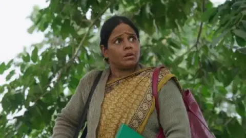 Still 4 of Gram Chikitsalay (Season 1) WEB-DL [Hindi DD5.1] 4K 1080p 720p & 480p [x264/ESubs] | AMZN Series