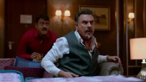 Still 1 of Total Dhamaal (2019) WEB-DL [Hindi AAC2.0] 1080p 720p & 480p [x264/HEVC]
