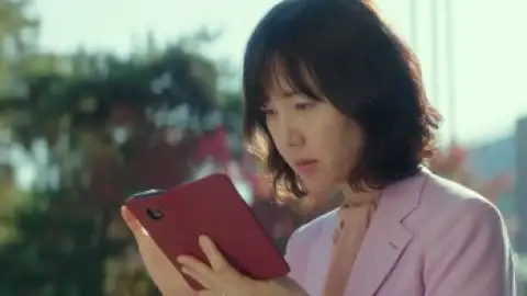 Still 5 of Life Is Beautiful (2022) BluRay [Hindi (ORG 2.0) & Korean] 1080p 720p & 480p Dual Audio [x264/10Bit-HEVC]