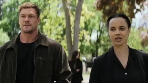 Still 7 of Neagley (Season 1) WEB-DL [Hindi (DD5.1) & English] 4K 1080p 720p & 480p [x264/10Bit-HEVC] | [ALL Episodes] | PrimeVideo Series