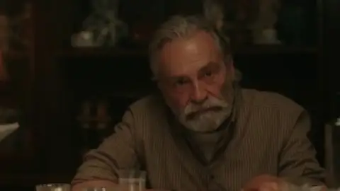 Still 2 of The Turkish Detective (Season 1) WEB-DL [Hindi (ORG 2.0) & English] 1080p 720p & 480p x264 Dual Audio DD2.0