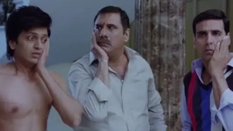 Still 5 of Housefull (2010) BluRay [Hindi DD5.1] 1080p 720p & 480p [x264/HEVC]