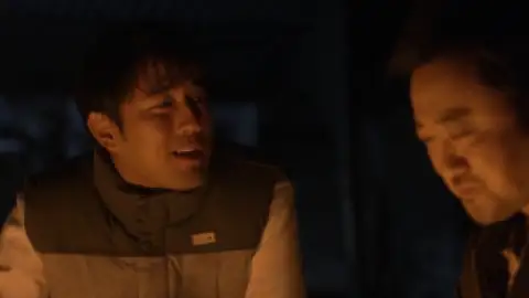 Still 3 of Deep Trap (2015) BluRay [Hindi (ORG 5.1) + Korean] 1080p 720p & 480p Dual Audio [x264/ESubs]