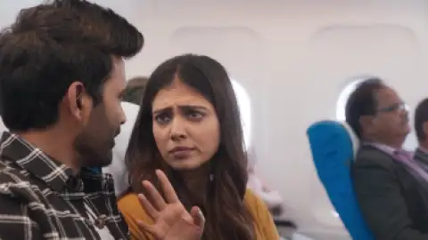 Still 4 of Maaran (2022) [HQ Hindi-Dub] WEB-DL 1080p 720p & 480p [x264/HEVC] HD