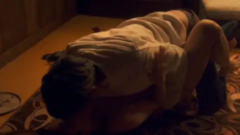 Still 5 of Deep Trap (2015) BluRay [Hindi (ORG 5.1) + Korean] 1080p 720p & 480p Dual Audio [x264/ESubs]