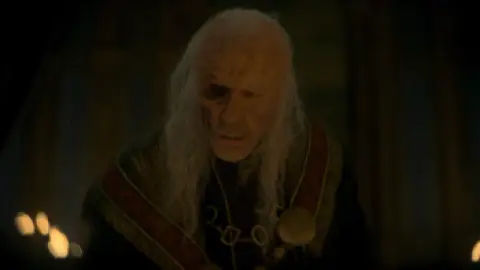 Still 5 of House Of The Dragon (Season 1) WEB-DL [Hindi (ORG 2.0) & English 5.1] 1080p 720p & 480p [x264/10Bit-HEVC] | HBO Series [ALL Episodes]