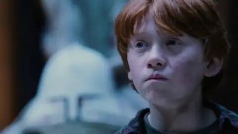 Still 4 of Harry Potter and the Philosopher’s Stone (2001) BluRay [Hindi (ORG 2.0) & English] 1080p 720p & 480p Dual Audio [x264/10Bit-HEVC]
