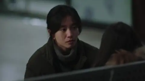 Still 6 of Nocturnal (2025) WEB-DL [Hindi (2.0) & Korean] 1080p 720p & 480p Dual Audio [x264/10Bit-HEVC]