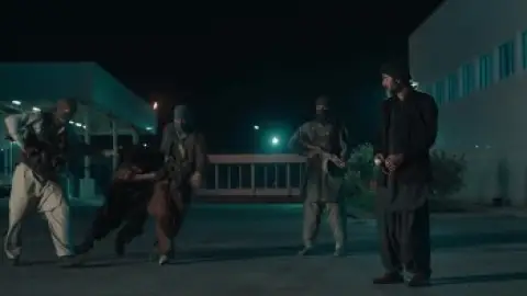 Still 8 of Akelli (2023) WEB-DL [Hindi DD5.1] 4K 1080p 720p & 480p [x264/HEVC]